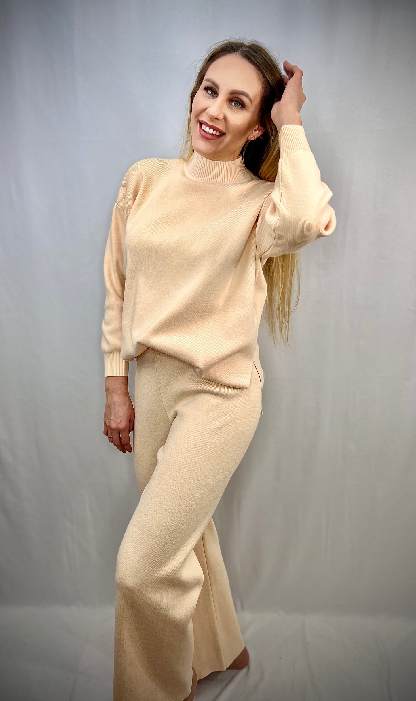 Two piece knitted cozy suit